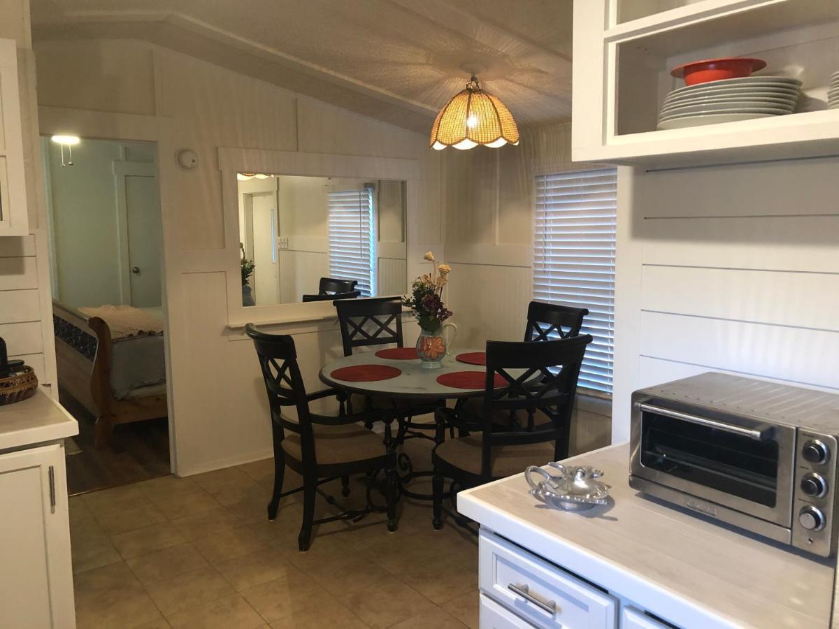 Holiday home Sc New Renovation, Close To Parris Island, Historic Downtown, Beautiful Beaches, Sleeps 8